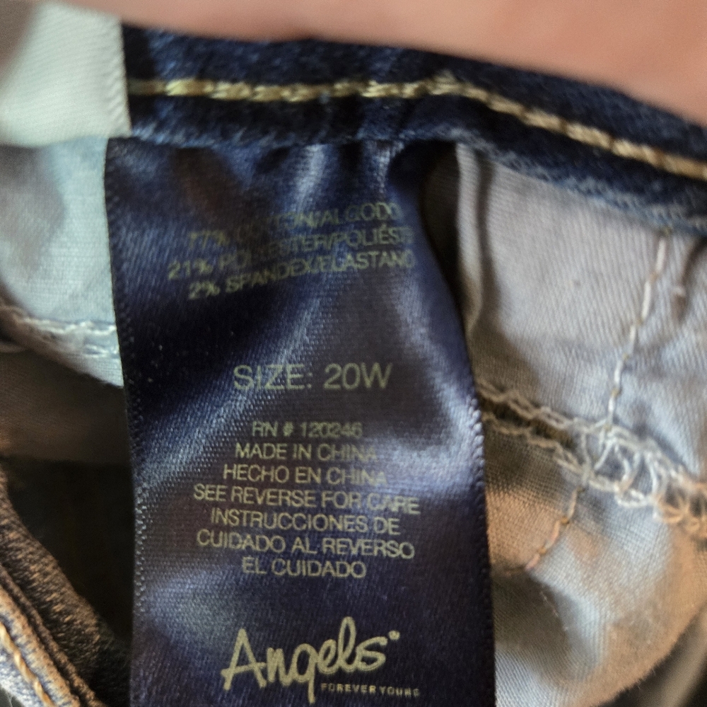 Angels denim capris - Picture 6 of 9